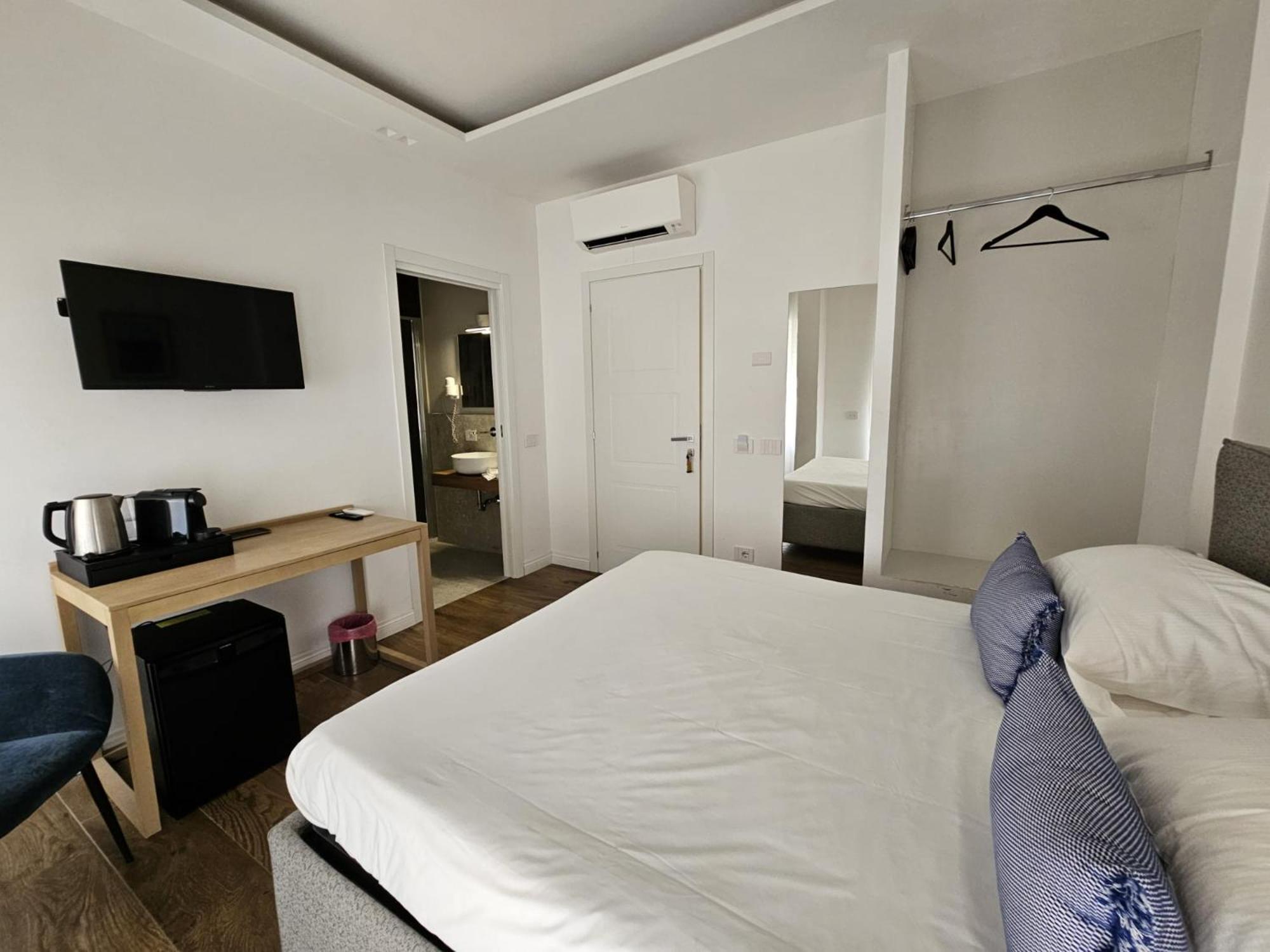 Be Your Home - Riviera Suites Civitavecchia Exterior photo